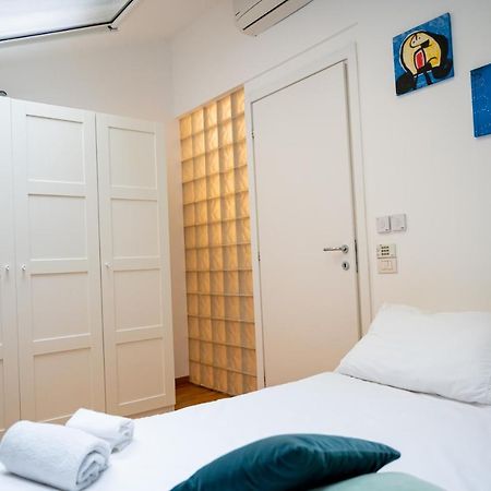 דירות מילאנו Trilocale Zona Farini/Isola מראה חיצוני תמונה